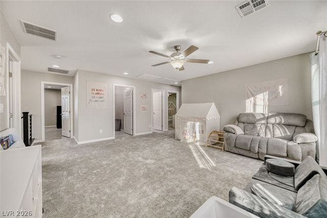 70 Pikiariki Court, Las Vegas, NV 89183