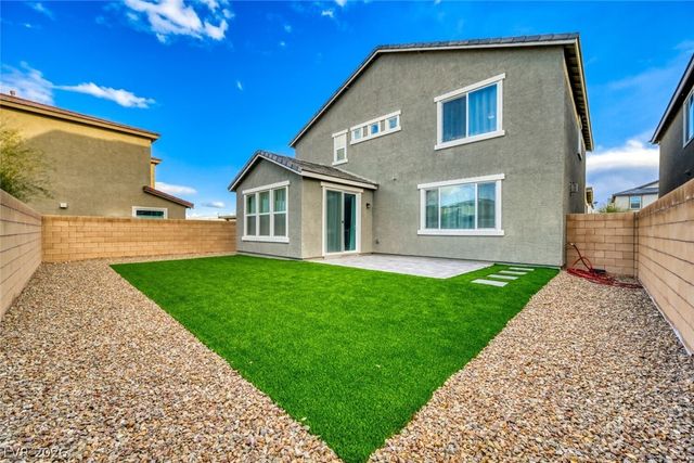 70 Pikiariki Court, Las Vegas, NV 89183