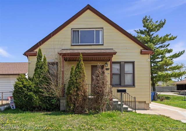 5734 N Gulley Road, Dearborn Heights, MI 48127