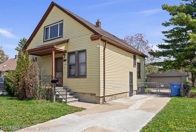 5734 N Gulley Road, Dearborn Heights, MI 48127