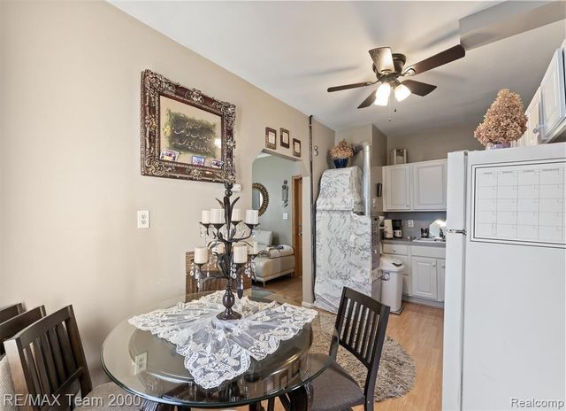 5734 N Gulley Road, Dearborn Heights, MI 48127