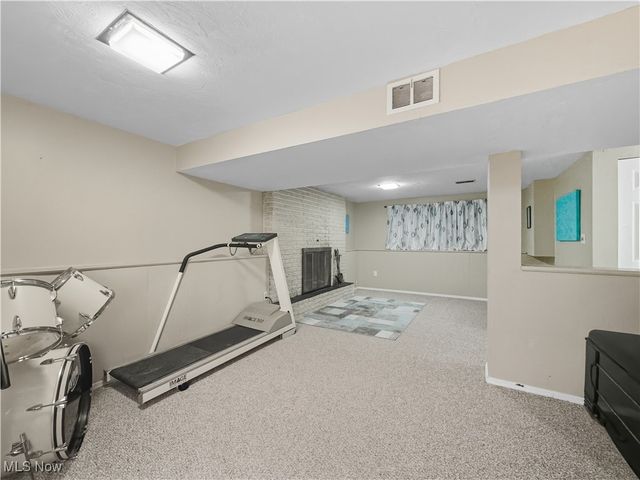 5179 Willow Crest Avenue, Austintown, OH 44515