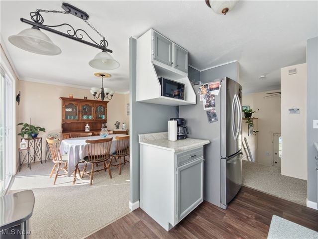 5179 Willow Crest Avenue, Austintown, OH 44515