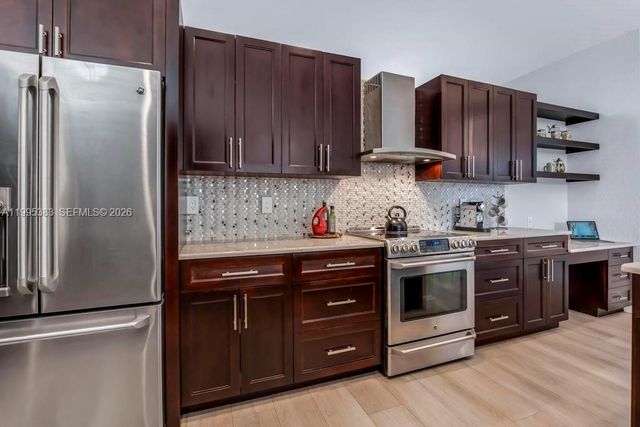 17921 NW 10th St, Pembroke Pines, FL 33029