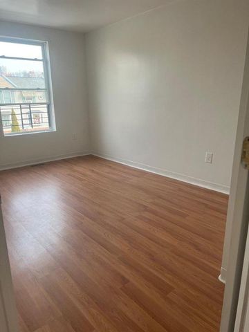 596 Beech ter. Beech Terrace, Bronx, NY 10454