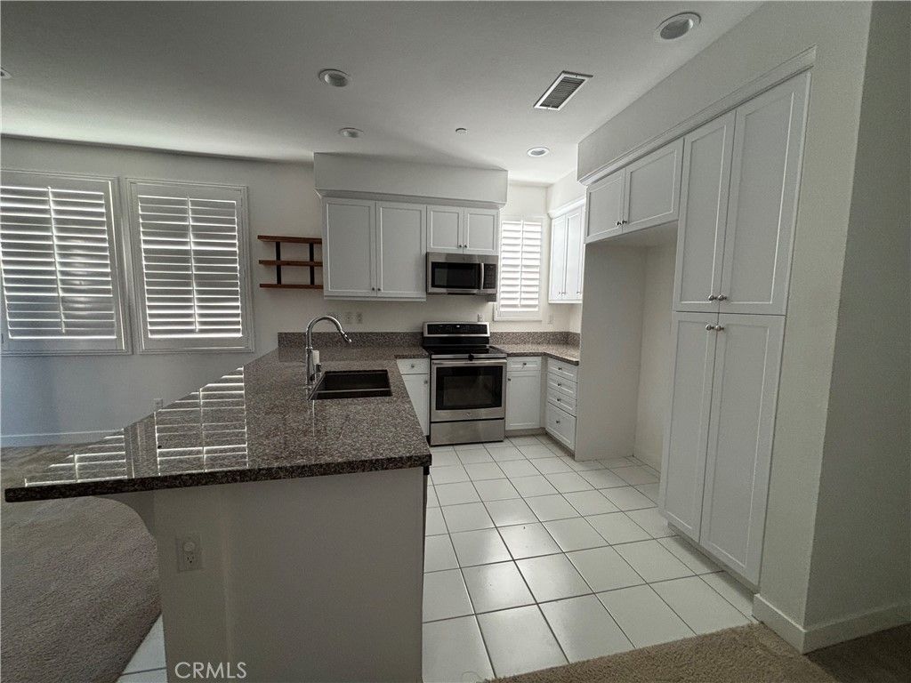 1422 N Harbor, Santa Ana, CA 92703 — photo 4
