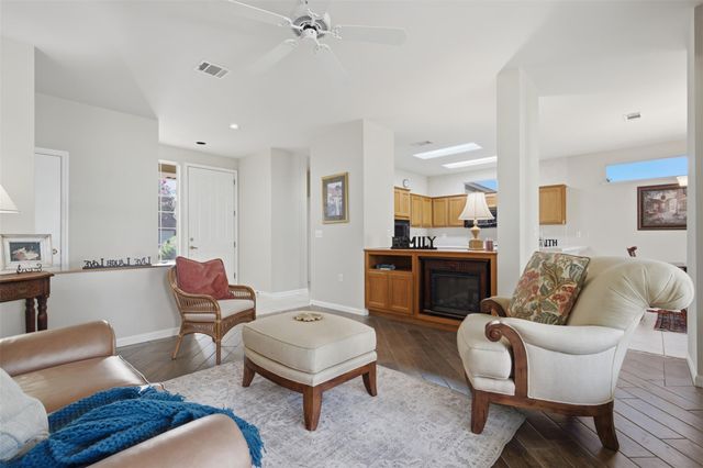 113 Larkspur LN, Georgetown, TX 78633