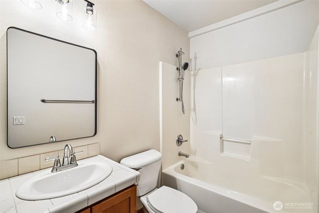 4530 5th Drive SE, Everett, WA 98203