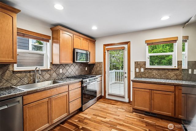 4530 5th Drive SE, Everett, WA 98203