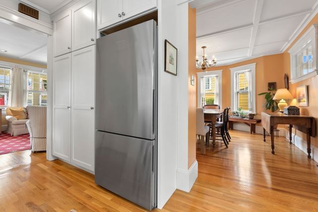 10 Giddings Avenue, Beverly, MA 01915