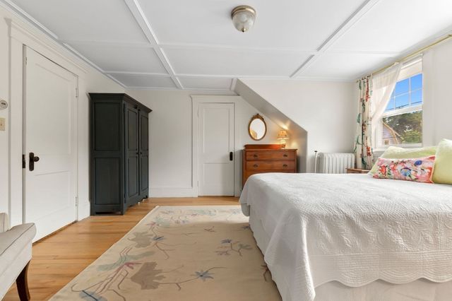 10 Giddings Avenue, Beverly, MA 01915
