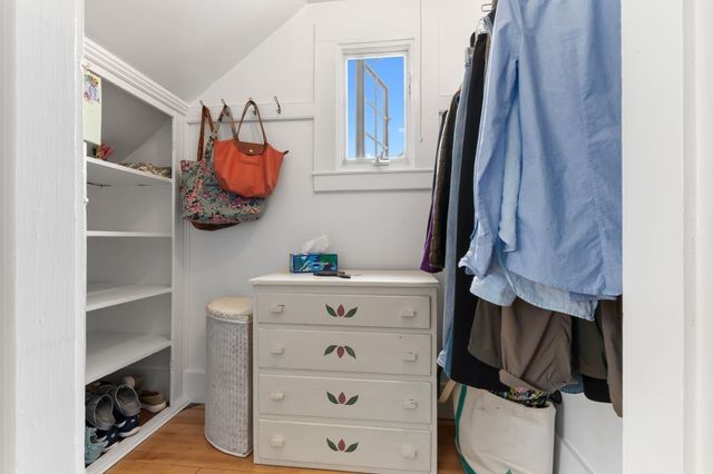 10 Giddings Avenue, Beverly, MA 01915