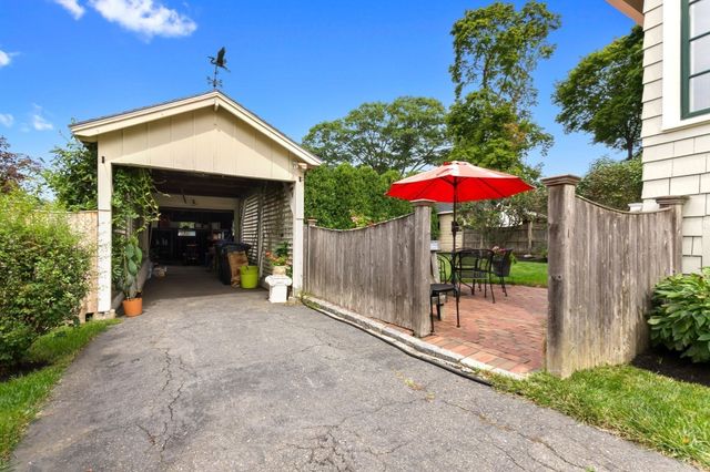 10 Giddings Avenue, Beverly, MA 01915