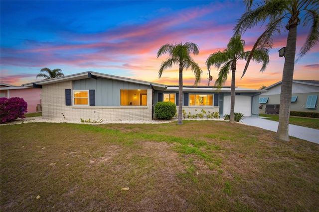 1201 FORDHAM DRIVE, Sun City Center, FL 33573