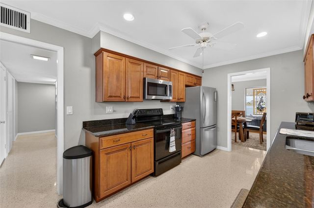 1201 FORDHAM DRIVE, Sun City Center, FL 33573