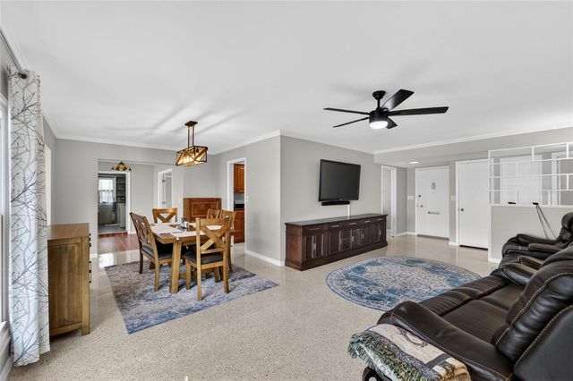 1201 FORDHAM DRIVE, Sun City Center, FL 33573