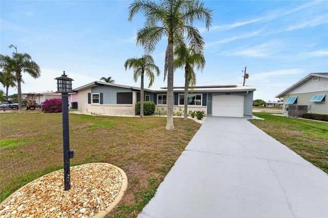 1201 FORDHAM DRIVE, Sun City Center, FL 33573