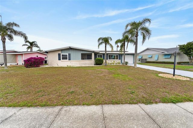 1201 FORDHAM DRIVE, Sun City Center, FL 33573