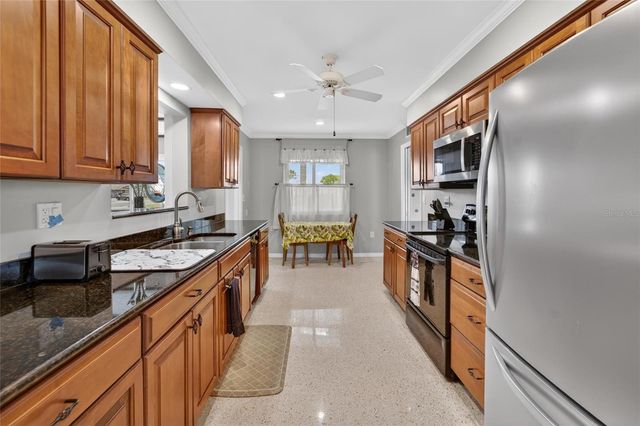 1201 FORDHAM DRIVE, Sun City Center, FL 33573