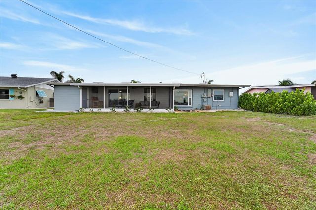 1201 FORDHAM DRIVE, Sun City Center, FL 33573