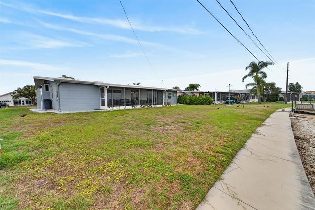 1201 FORDHAM DRIVE, Sun City Center, FL 33573