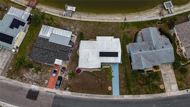 1201 FORDHAM DRIVE, Sun City Center, FL 33573