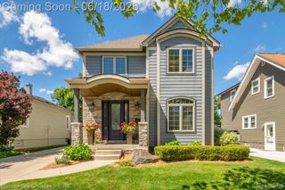 1363 Humphrey Avenue, Birmingham, MI 48009