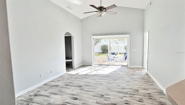 337 SILVER PALMS CIRCLE, Davenport, FL 33837