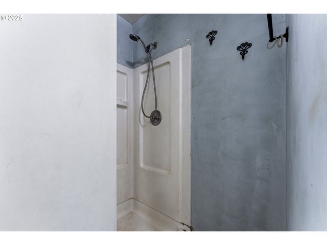 2665 35TH St, Coos Bay, OR 97420