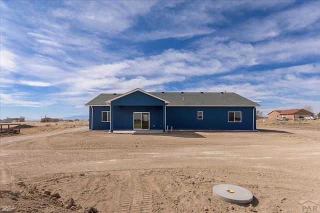 455 E Chadwick Dr, Pueblo West, CO 81007