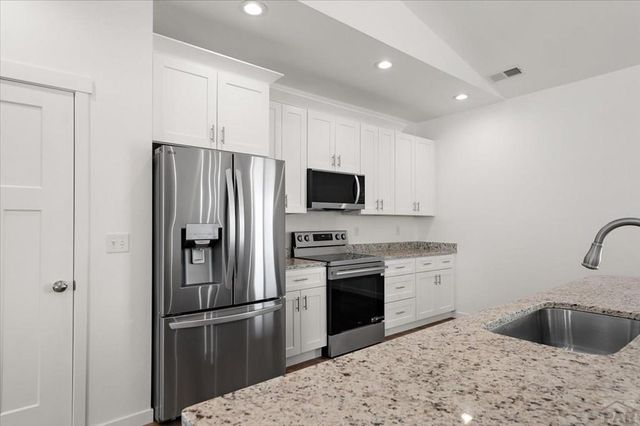 455 E Chadwick Dr, Pueblo West, CO 81007