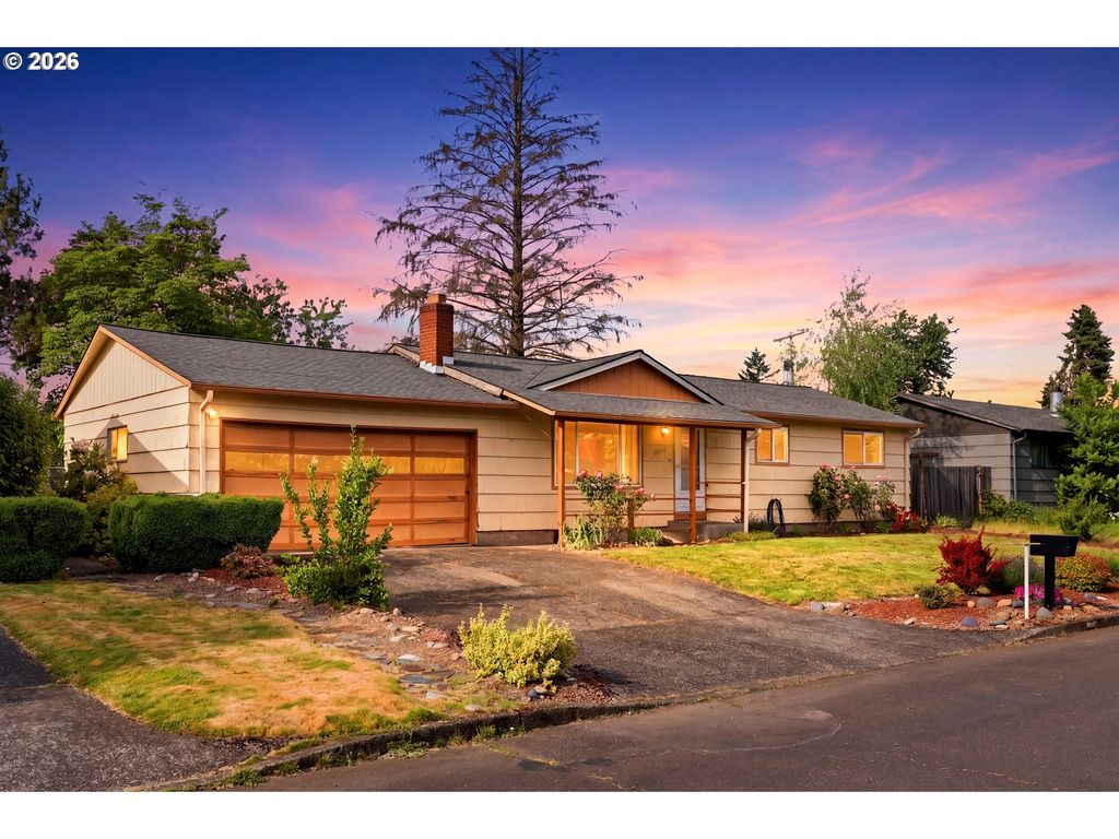 17913 Se MILL Ct, Portland, OR 97233