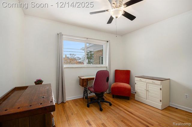 17409 Collinson Avenue, Eastpointe, MI 48021