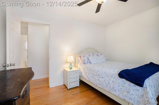 17409 Collinson Avenue, Eastpointe, MI 48021