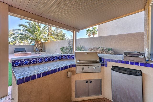 9304 Brilliant Ore Drive, Las Vegas, NV 89143