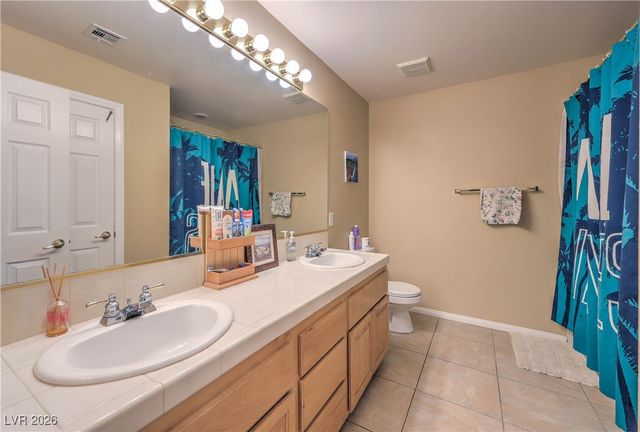 9304 Brilliant Ore Drive, Las Vegas, NV 89143