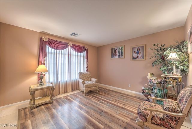 9304 Brilliant Ore Drive, Las Vegas, NV 89143