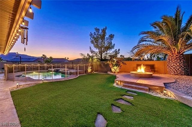 9304 Brilliant Ore Drive, Las Vegas, NV 89143