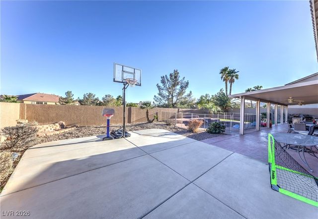 9304 Brilliant Ore Drive, Las Vegas, NV 89143