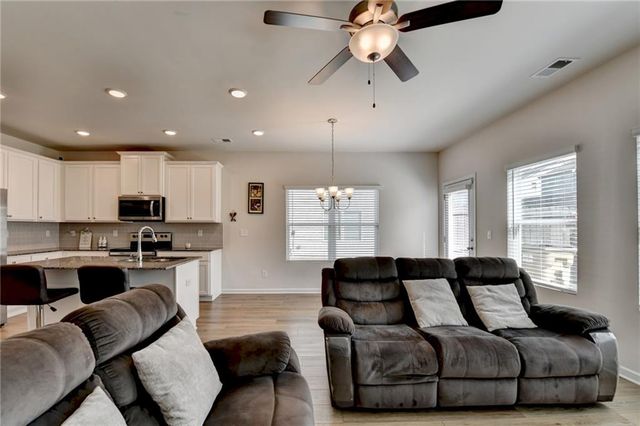 120 Buckingham Lane, Hoschton, GA 30548