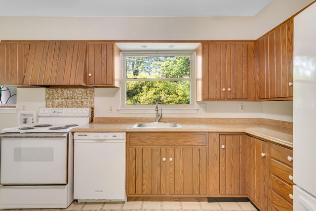 3841 Rollingwood Drive, Chattanooga, TN 37406