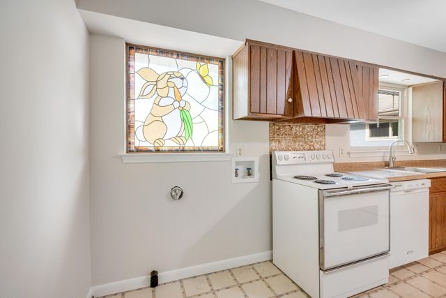 3841 Rollingwood Drive, Chattanooga, TN 37406