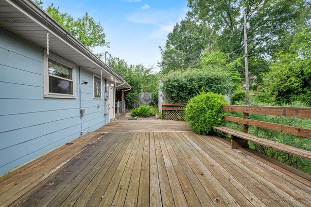 3841 Rollingwood Drive, Chattanooga, TN 37406