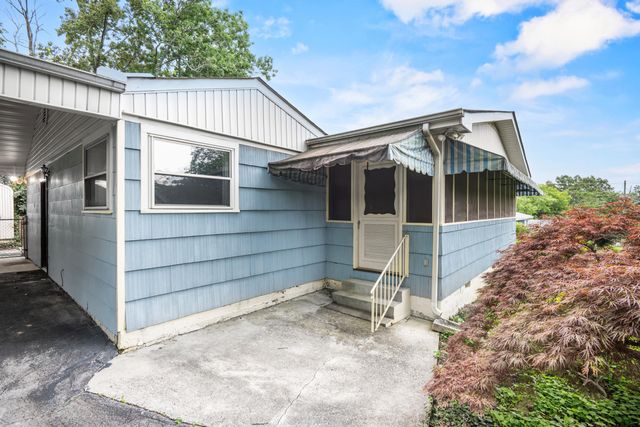 3841 Rollingwood Drive, Chattanooga, TN 37406