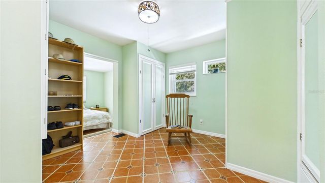 5005 24TH AVENUE S, Gulfport, FL 33707
