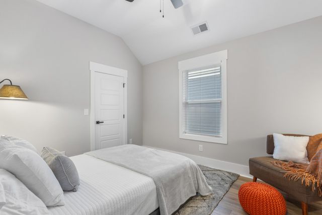 1372 Hicks Edgen Rd, Pleasant View, TN 37146