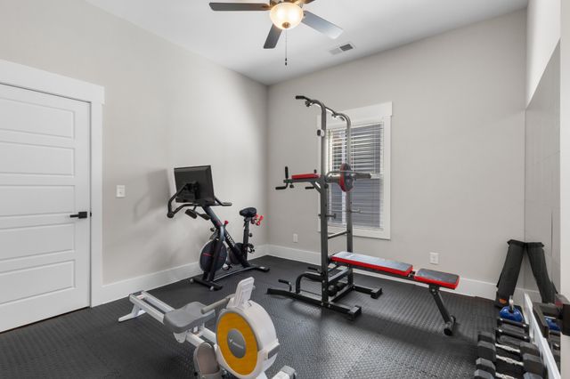 1372 Hicks Edgen Rd, Pleasant View, TN 37146
