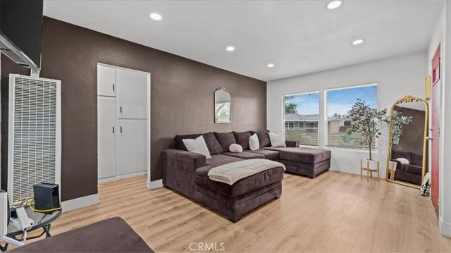 1516 Home, San Bernardino, CA 92411