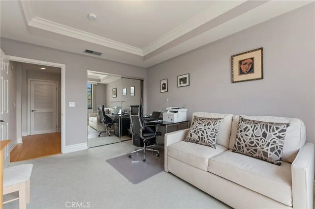 850 N Croft Avenue 306, West Hollywood, CA 90069
