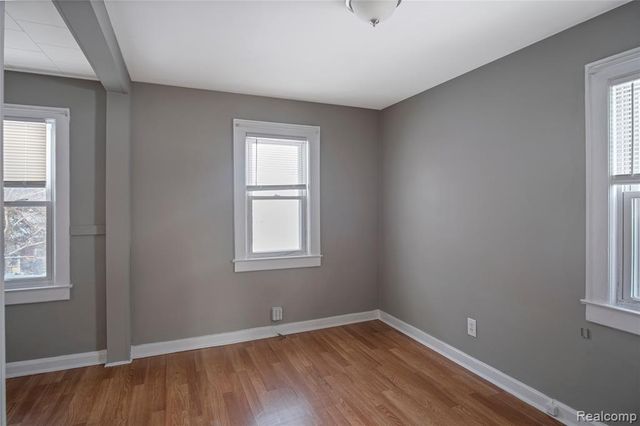 406 W 12 Mile, Royal Oak, MI 48073